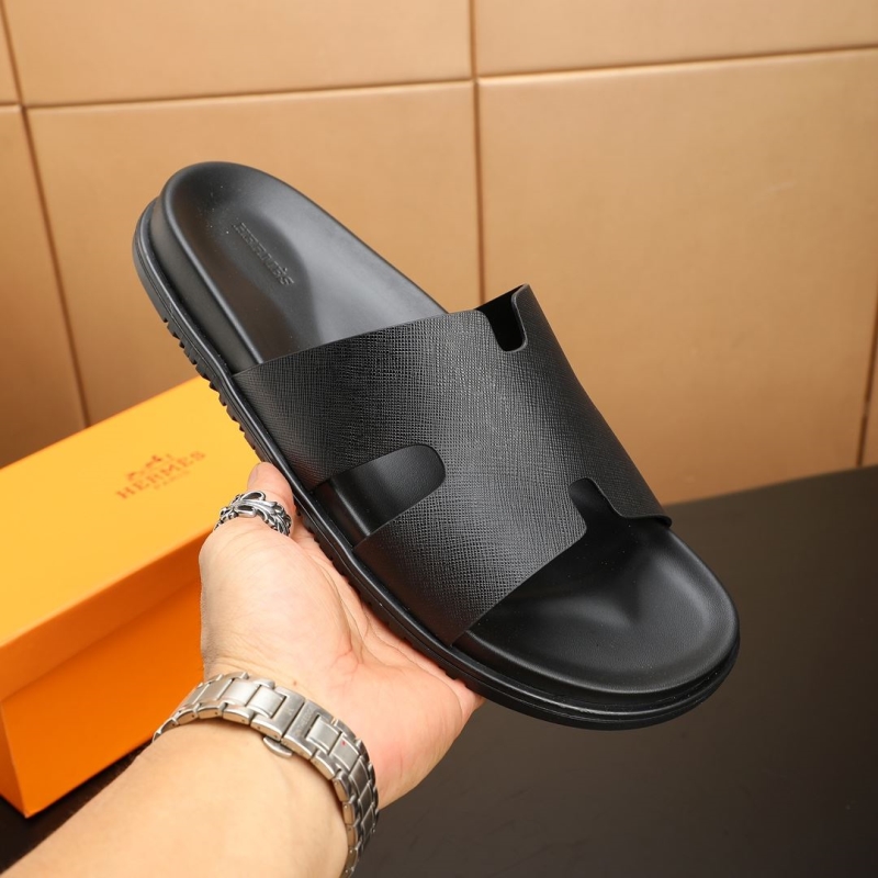 H**mes slippers